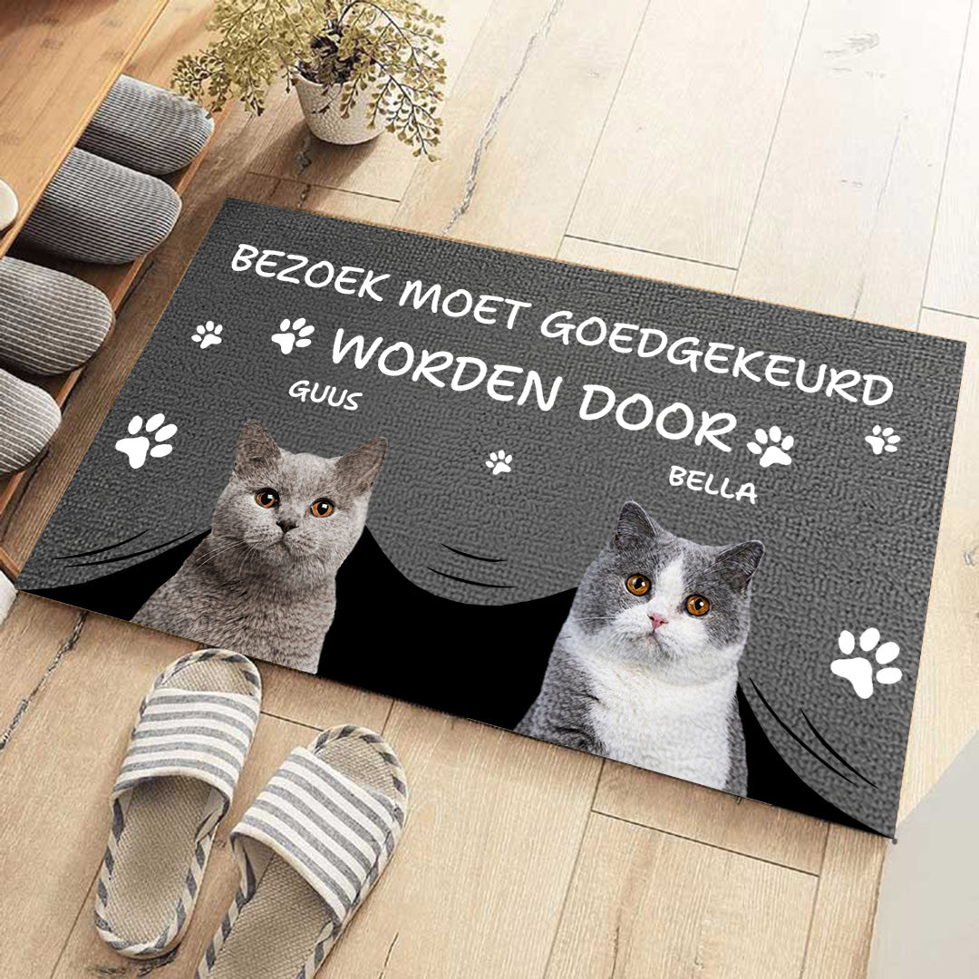 Bezoek Moet Goedgekeurd Worden Door - Cadeau voor Huisdiereigenaren - Gepersonaliseerde Deurmat